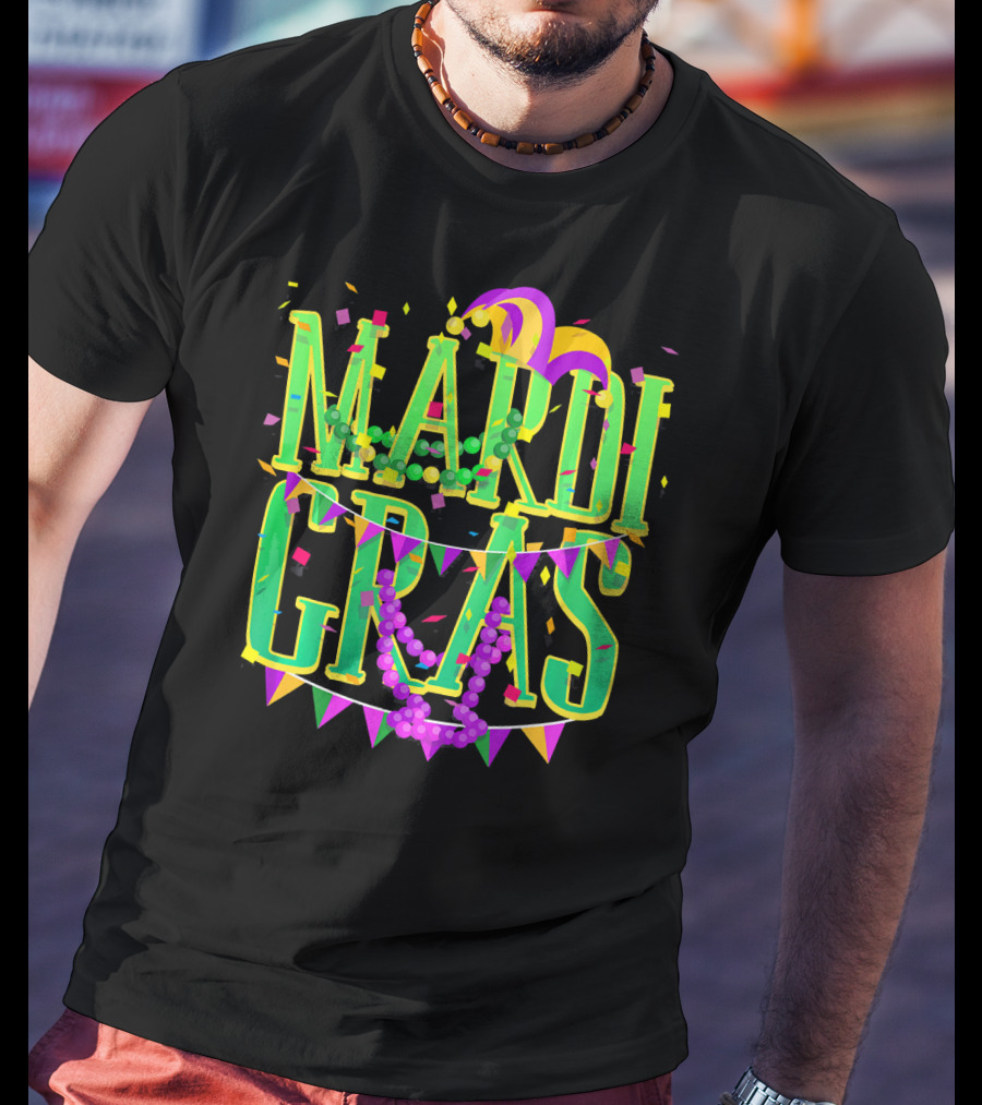 Mardi Gras Festive Beads And Party Hat T-Shirt