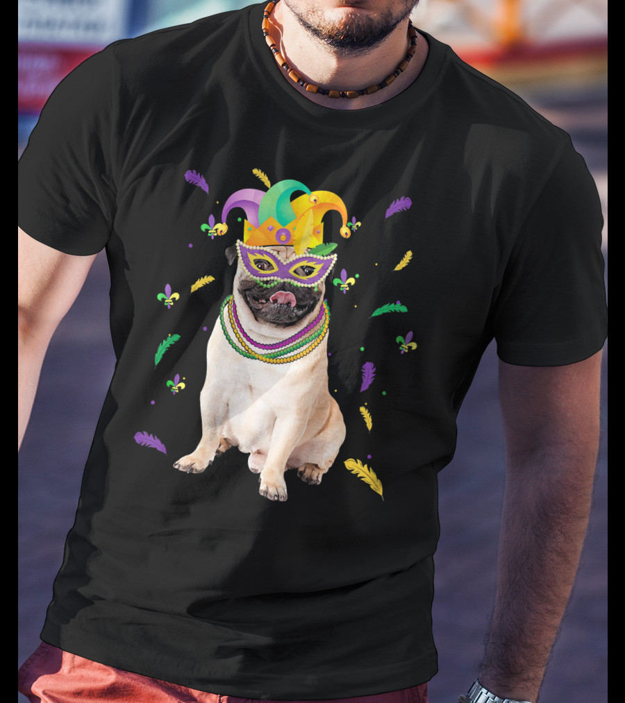 Mardi Gras Pug With Beads And Jester Mask T-Shirt