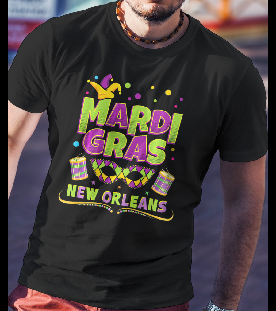 Mardi Gras New Orleans Jester Mask Drums T-Shirt
