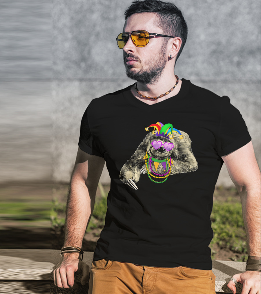 Funny Mardi Gras Jester Sloth With Beads And Mask T-Shirt