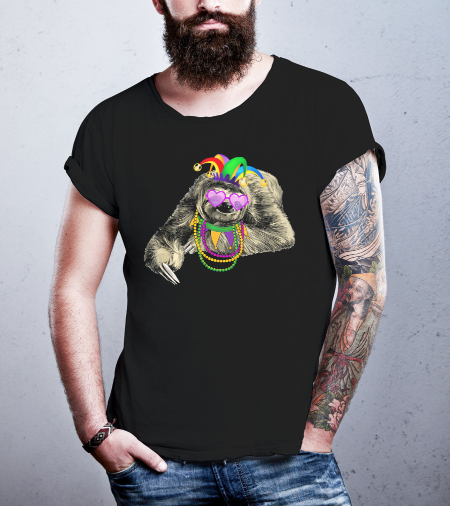 Funny Mardi Gras Jester Sloth With Beads And Mask T-Shirt