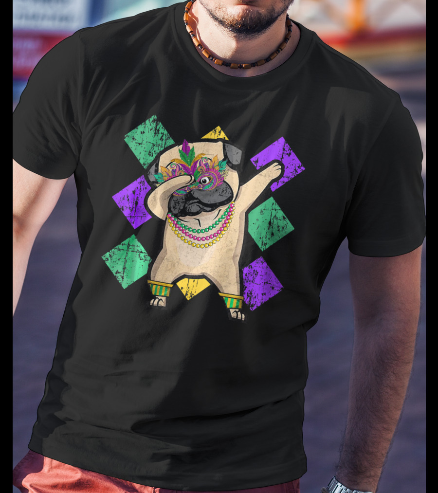 Funny Pug Dabbing Wearing Mardi Gras Beads And Mask With Colorful Diamond T-Shirt