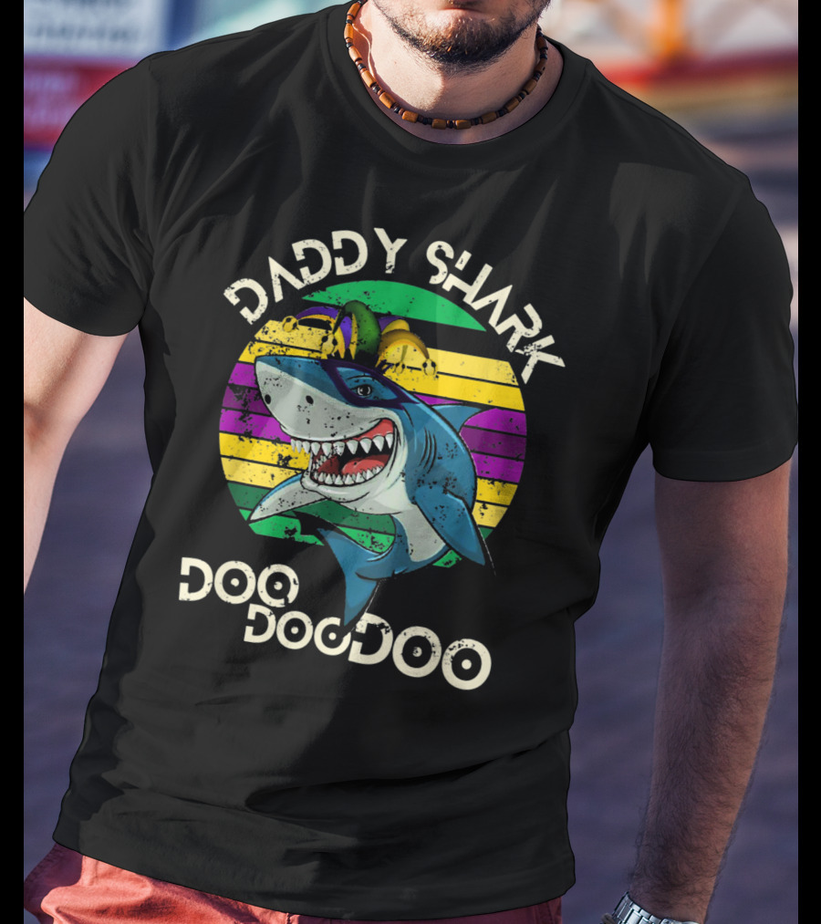Daddy Shark Doo Doo Mardi Gras Jester Hat Retro Stripes T-Shirt