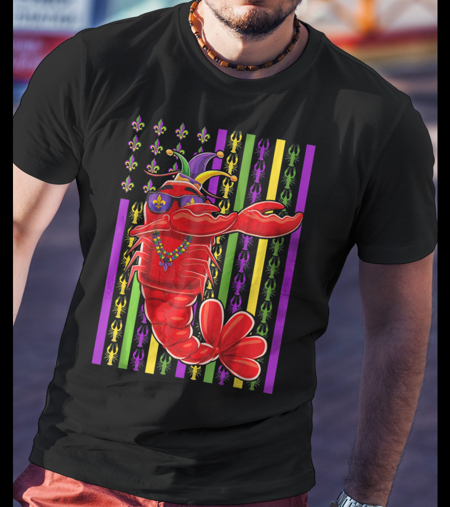 Funny Mardi Gras Crawfish Dabbing Americ Jester Hat Beads Fleur-de-Lis Stripes T-Shirt