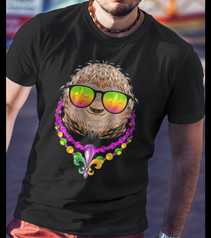 Sloth Wearing Sunglasses With Fleur De Lis And Mardi Gras Beads T-Shirt
