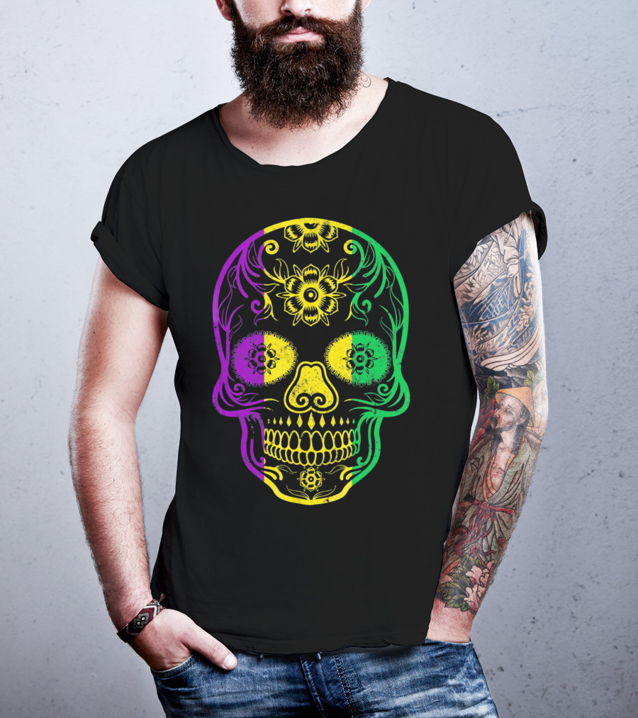 Mardi Gras Skull In Vibrant Purple Green And Yellow Fat Tuesday Colors T-Shirt