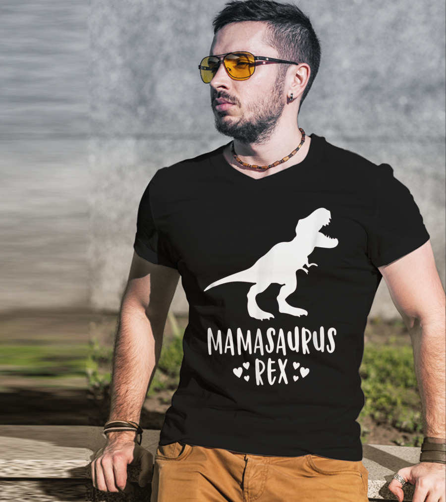 Mamasaurus Rex Mother Dinosaur With Hearts T-Shirt