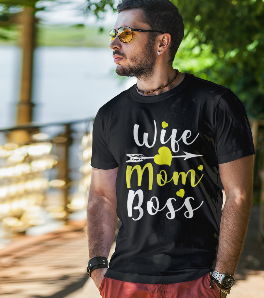 Wife Mom Boss Arrow Heart T-Shirt