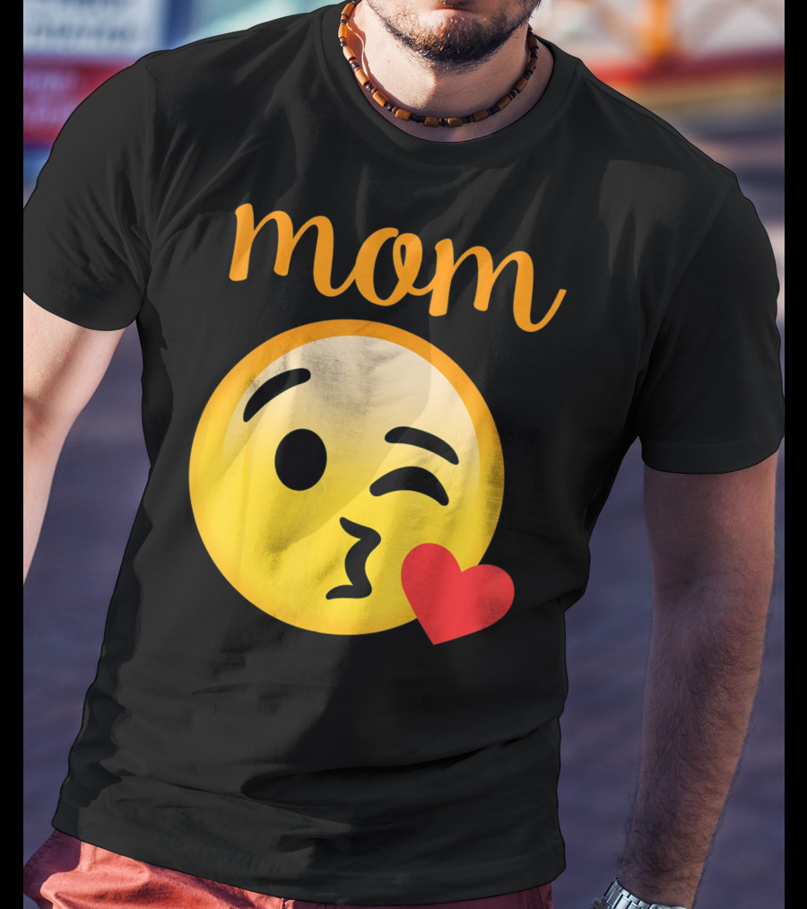 Mom Kissing Emoji Heart Kiss Emoji T-Shirt