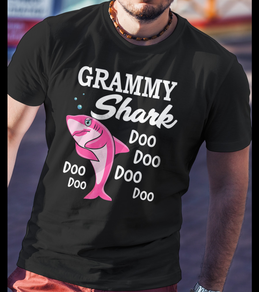 Grammy Shark Doo Doo Doo Grandma Hall T-Shirt