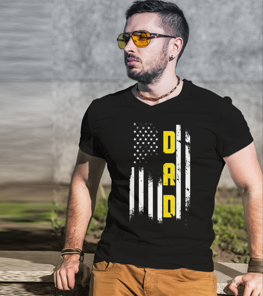 Thin Gold Line Flag Dad 911 Dispatcher Father's Day T-Shirt