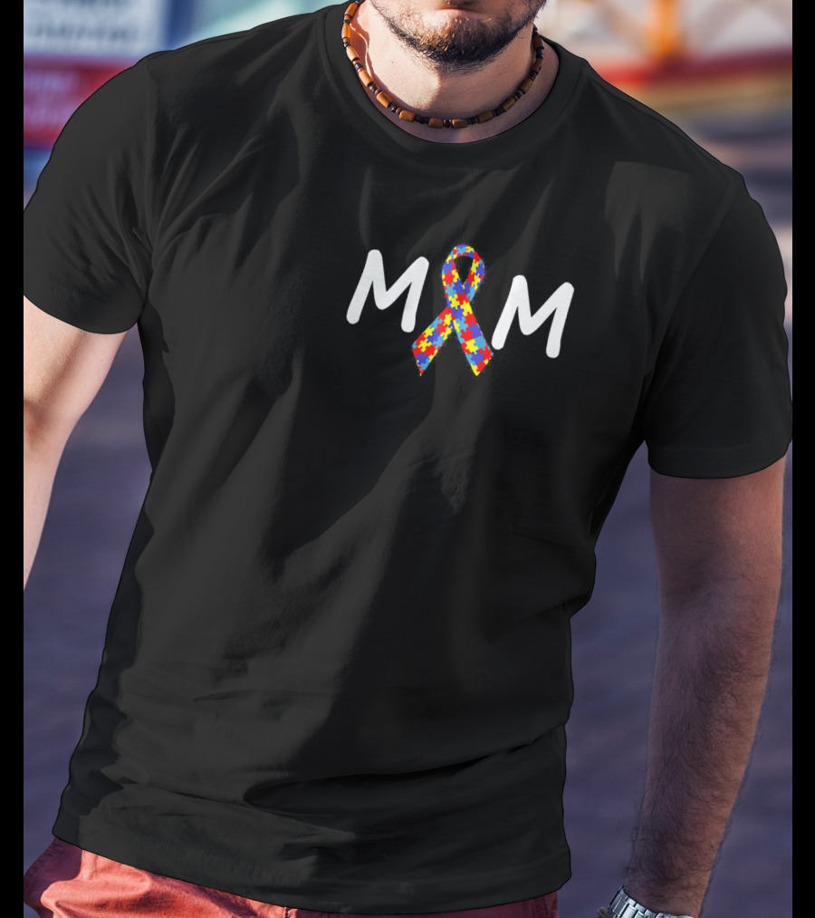 MOM Puzzle Ribbon Autism Awareness T-Shirt