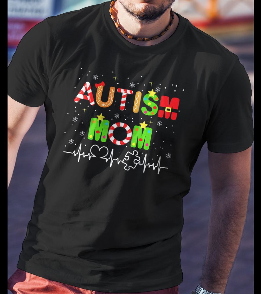 Christmas Autism Awareness Mom Heart Puzzle T-Shirt