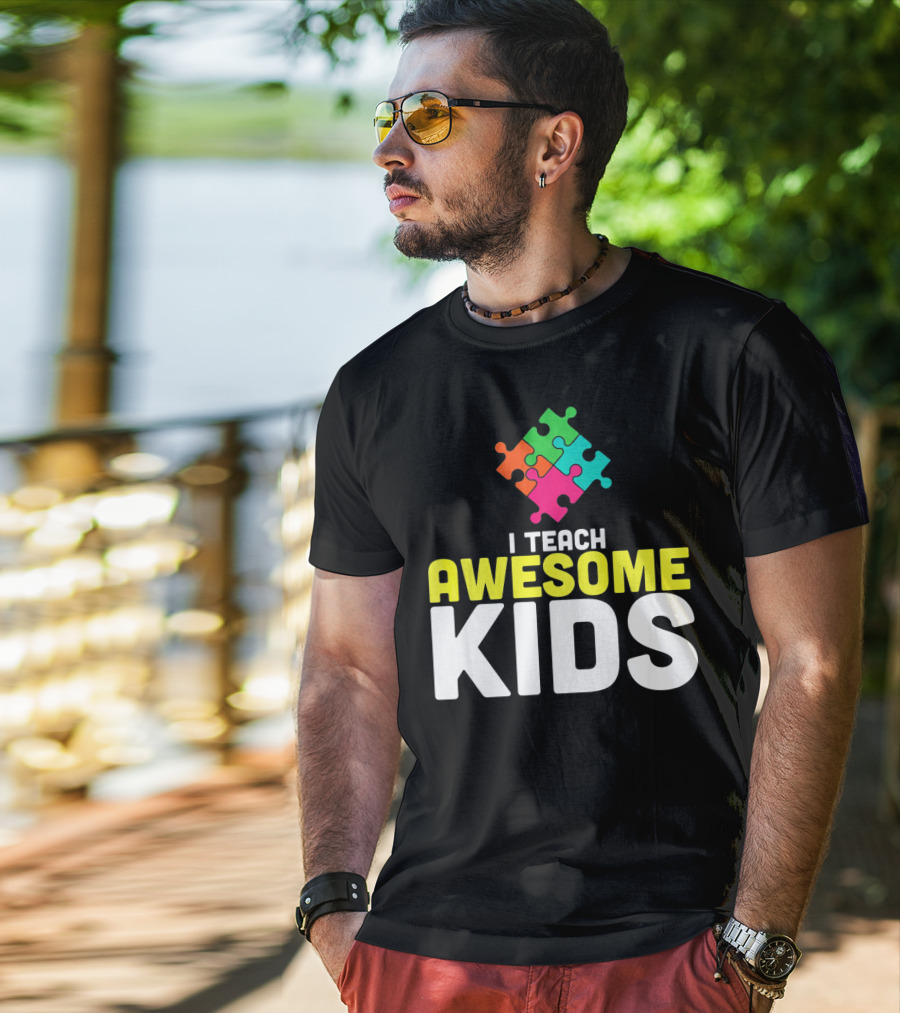 I Teach Awesome Kids Autism Awareness Teacher Puzzle T-Shirt