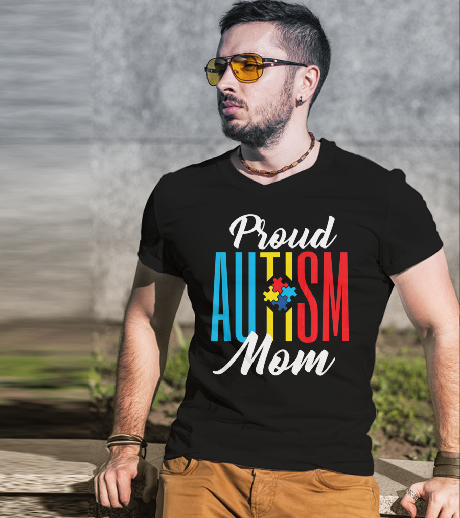 Proud Autism Mom Colorful Puzzle Piece Awareness Support T-Shirt