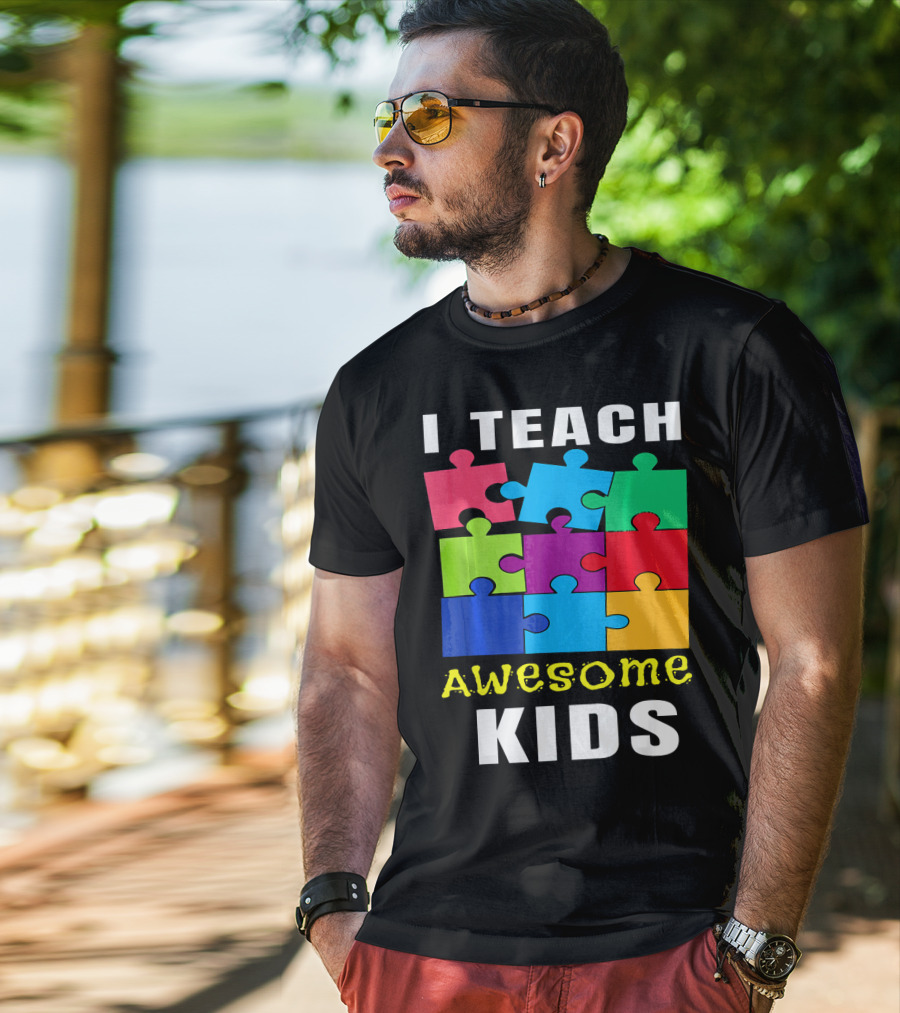 I Teach Awesome Kids Autism Awareness Puzzle Teacher T-Shirt