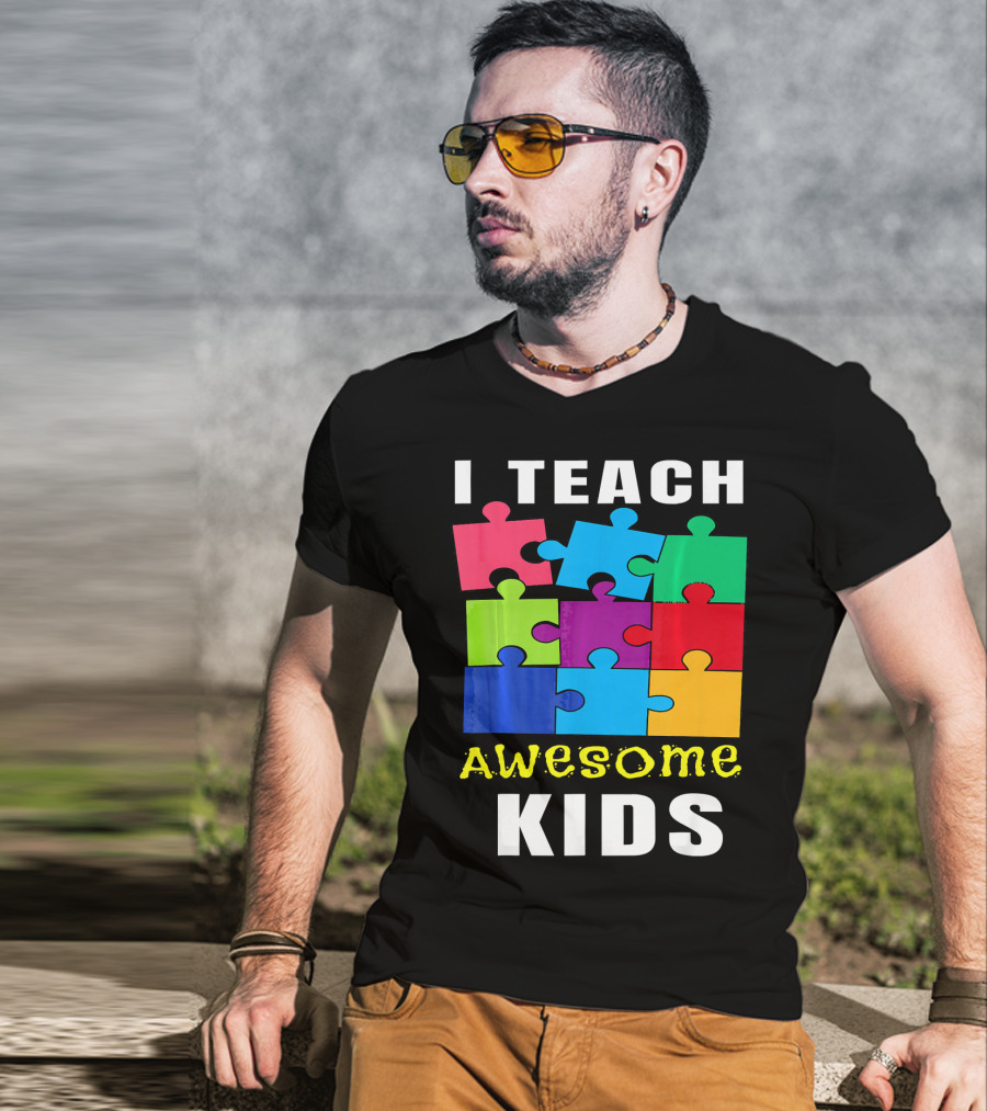 I Teach Awesome Kids Autism Awareness Puzzle Teacher T-Shirt