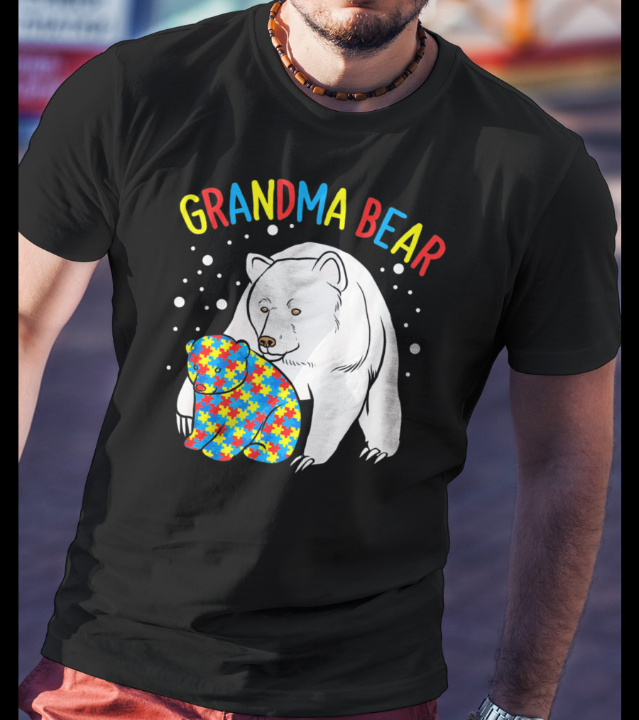 Grandma Bear Autism Puzzle Pattern Hugging Cubs T-Shirt
