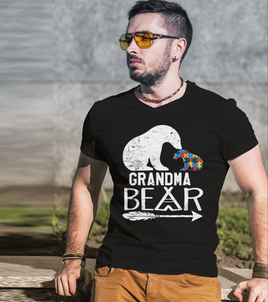 Grandma Bear Autism Awareness Puzzle Piece Arrow T-Shirt