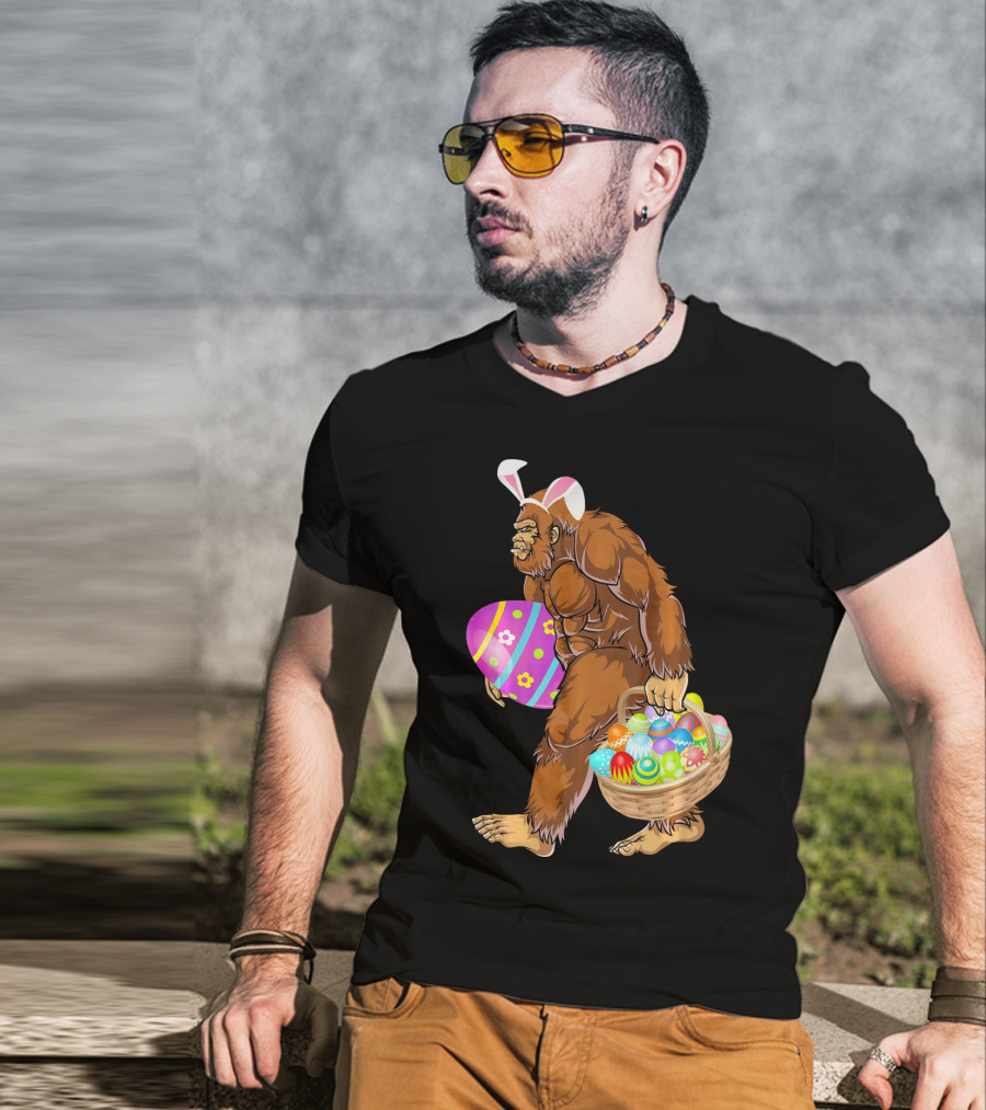 Bigfoot Easter Egg Hunt With Bunny Ears And Basket T-Shirt