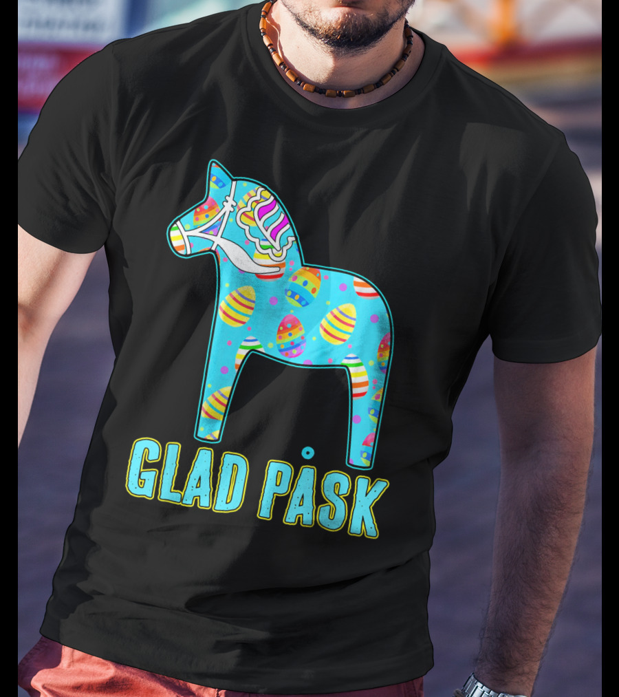 Glad Påsk Swedish Easter Dala Horse With Colorful Eggs T-Shirt