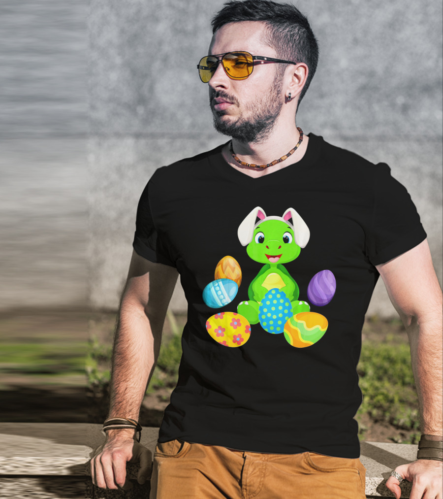 Turtle Bunny Rabbit With Hat Holding Easter Eggs T-Shirt