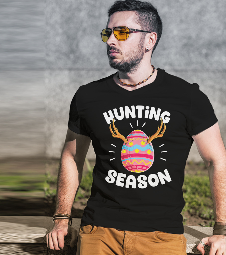 Hunting Season Easter Egg Hunter Colorful Egg With Antlers T-Shirt