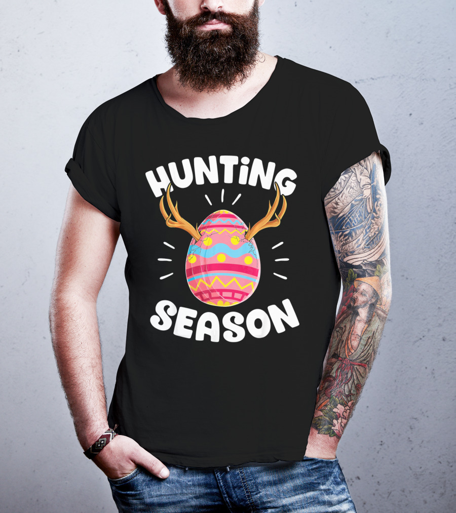 Hunting Season Easter Egg Hunter Colorful Egg With Antlers T-Shirt