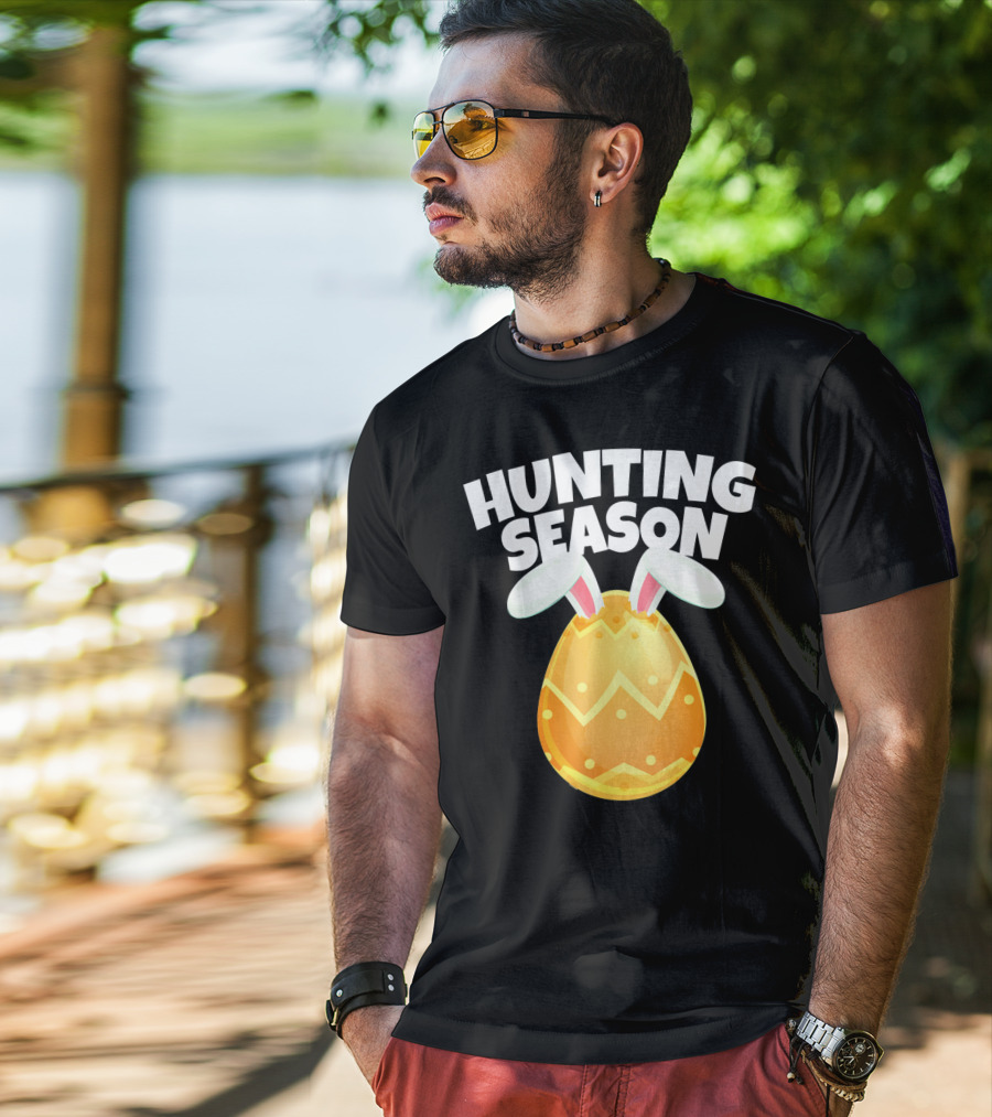 Hunting Season Happy Easter Egg Bun With Bunny Ears T-Shirt