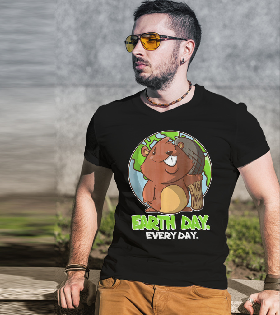 Earth Day Every Day Cute Beaver And Planet T-Shirt