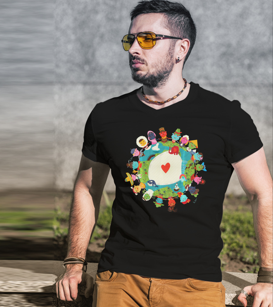 Kids United In Love For The Planet Earth With Heart And Diverse Children T-Shirt