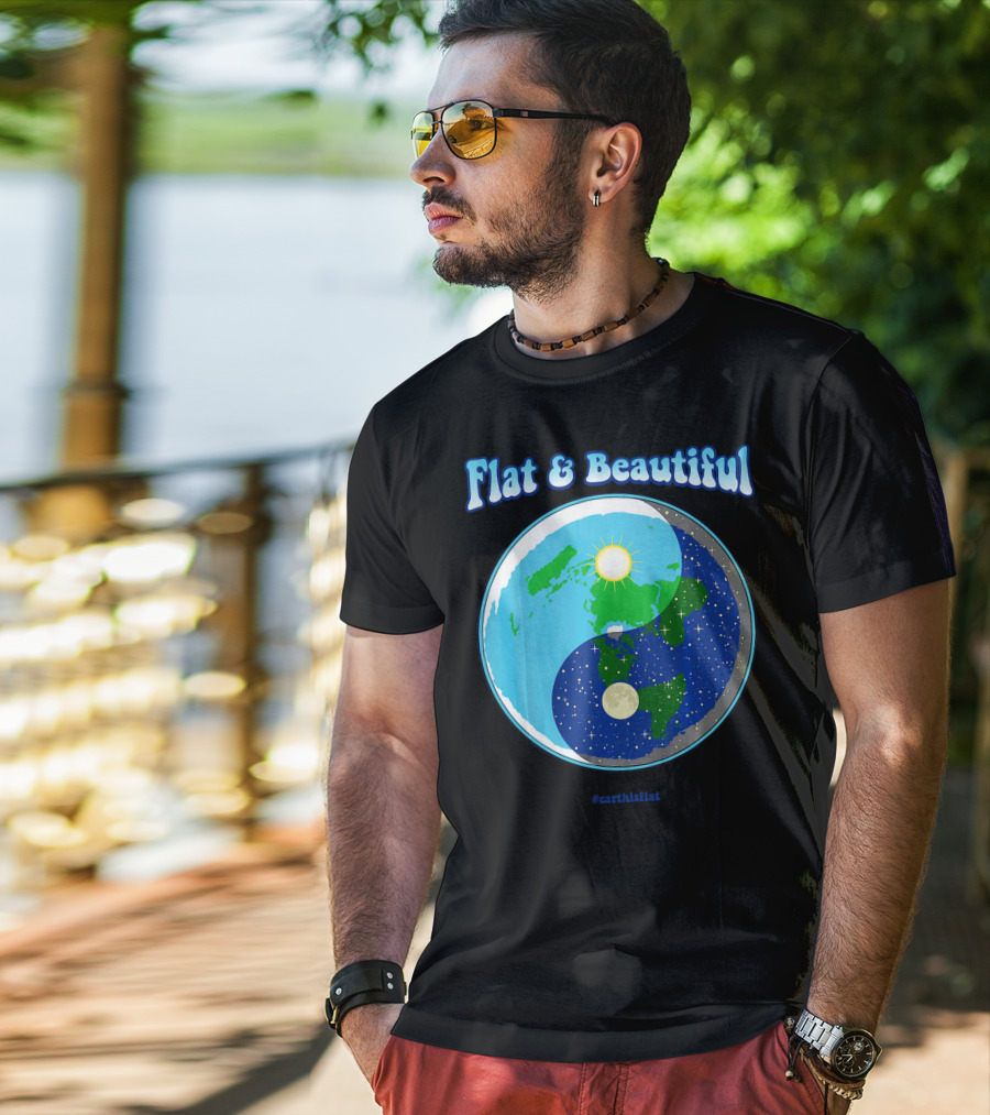 Flat And Beautiful Earth Ying Yang #earthisflat T-Shirt