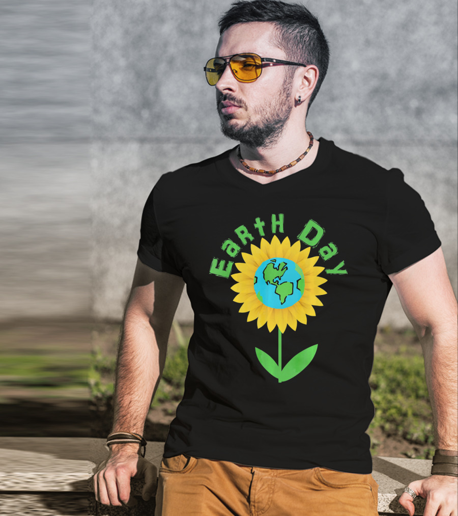 Earth Day Sunflower With Globe For Science Teacher T-Shirt