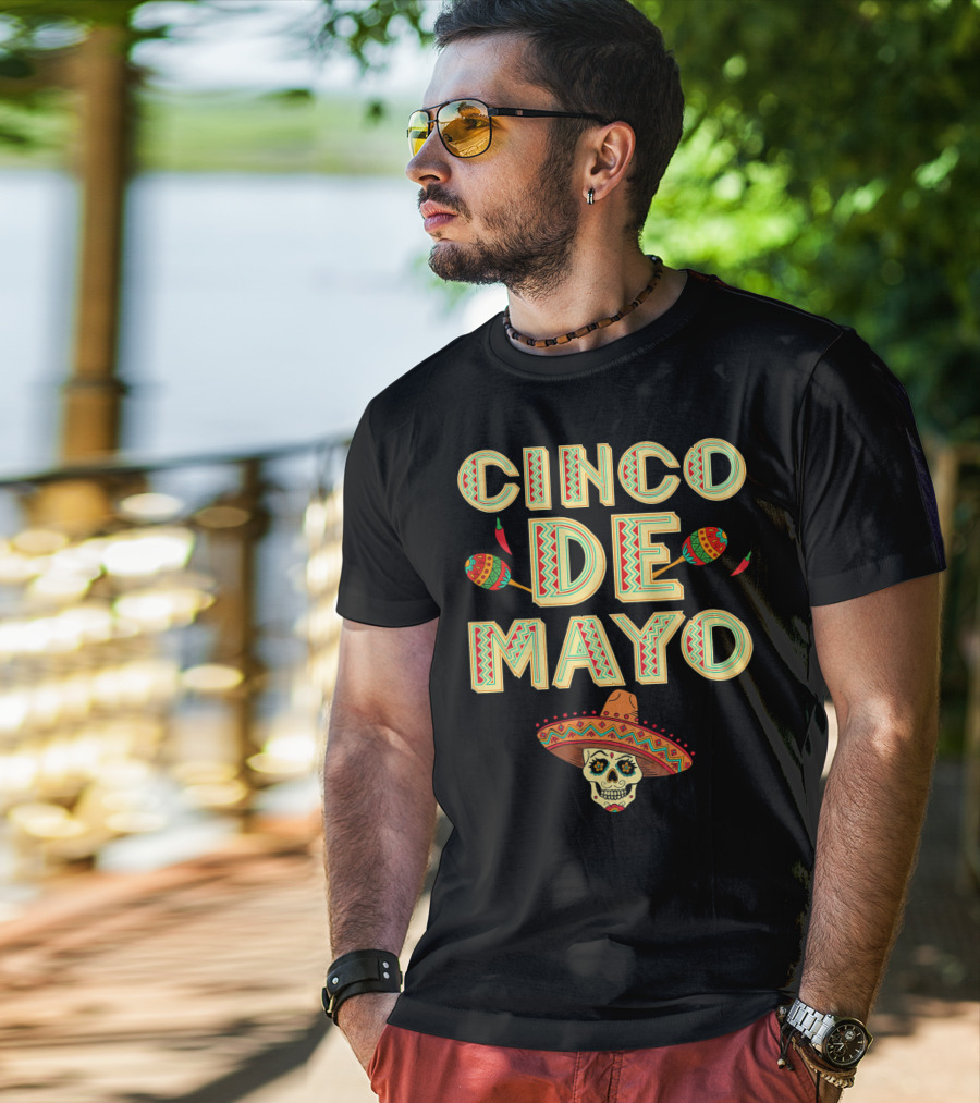 Cinco De Mayo Fiesta Skull Sombrero And Maracas T-Shirt