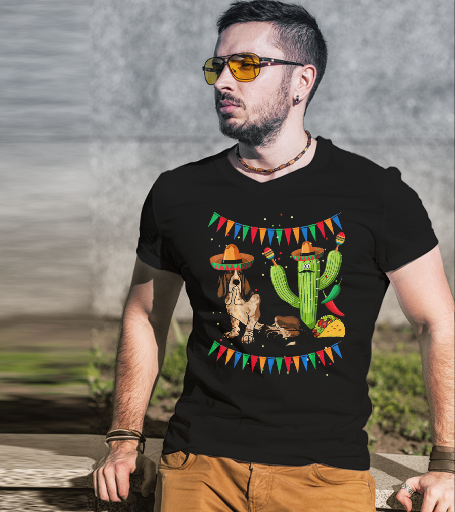 Sombrero Basset Hound Dog Mexico Cinco Cactus Taco Fiesta Decor T-Shirt