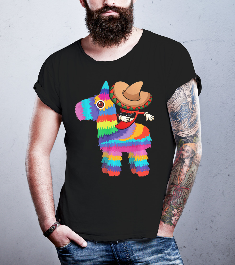 Dabbing Chili Pepper Piñata Cinco Sombrero Fun T-Shirt