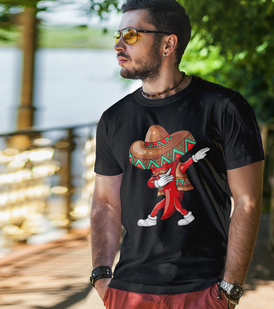 Funny Dabbing Cinco De Mayo Chili Pepper With Sombrero T-Shirt