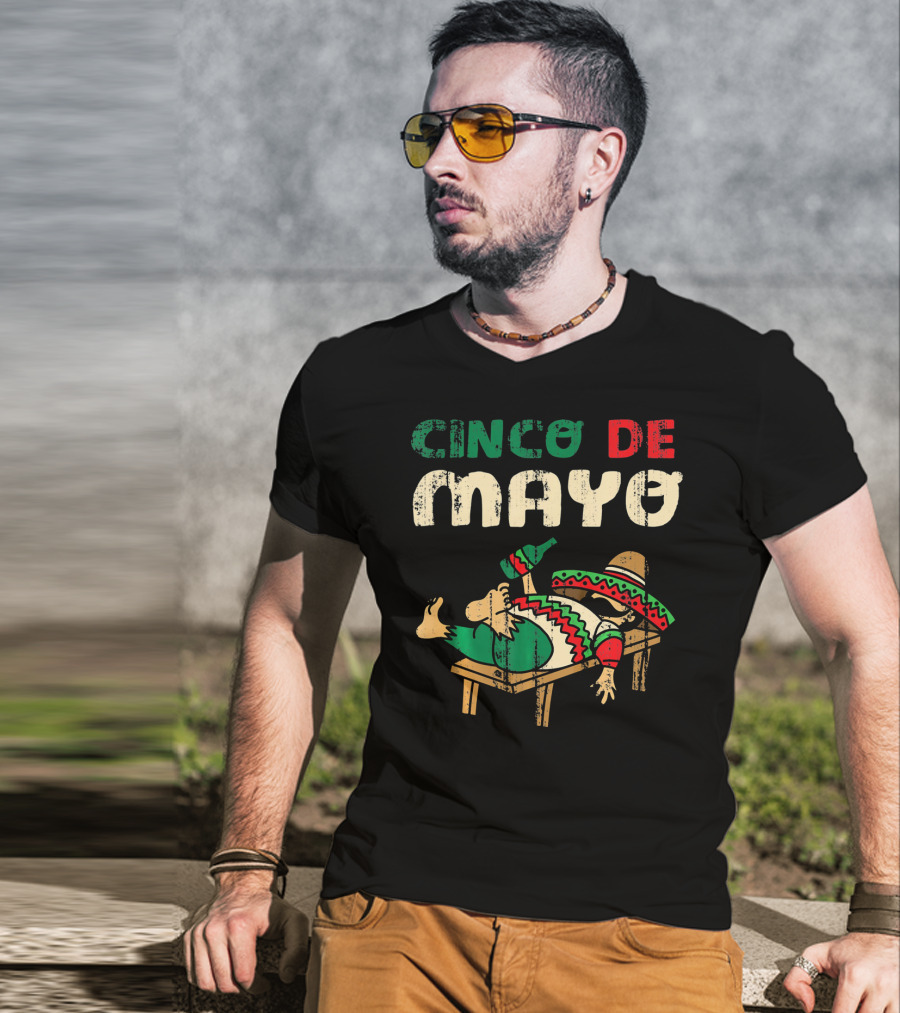 Cinco De Mayo Festive Celebration Sombrero And Poncho T-Shirt