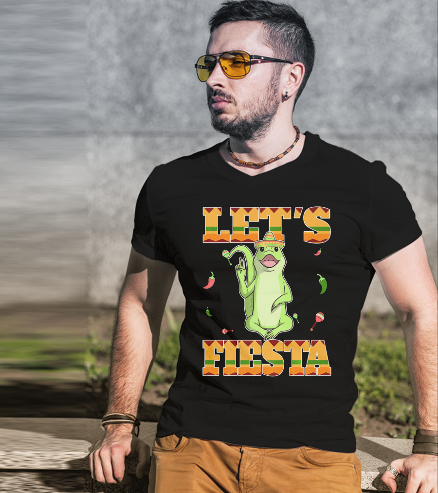Let's Fiesta Lizard Sombrero Maracas Peppers Cinco De Mayo Mexican T-Shirt
