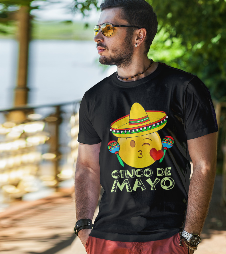 Cinco De Mayo Emoji Sombrero Maracas Kids Women Kisses T-Shirt