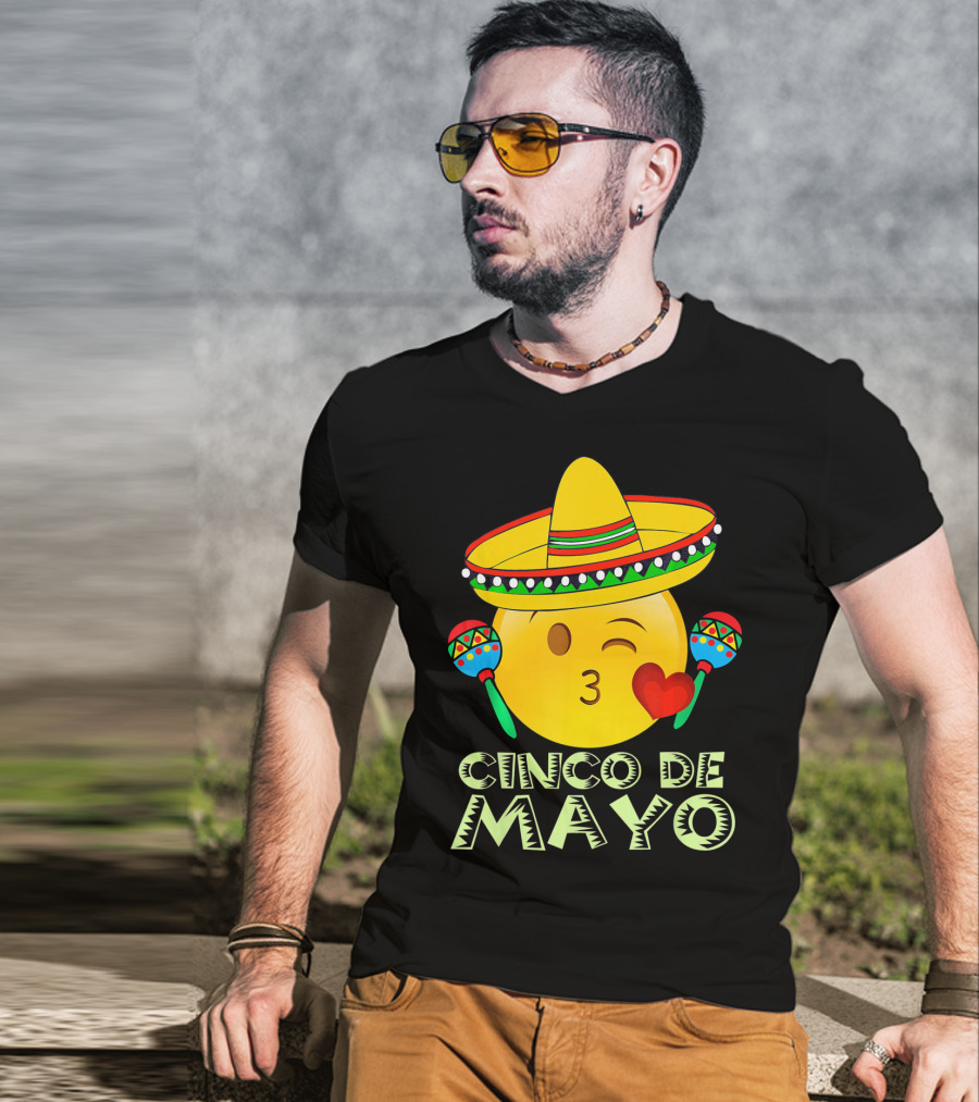 Cinco De Mayo Emoji Sombrero Maracas Kids Women Kisses T-Shirt