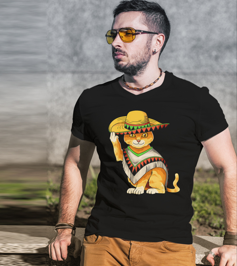 Mexican Cat Cinco De Mayo Cat Poncho Sombrero Fiesta T-Shirt