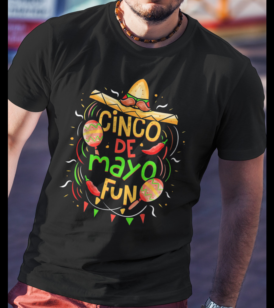 Cinco De Mayo Fun Sombrero Maracas Peppers Fiesta T-Shirt