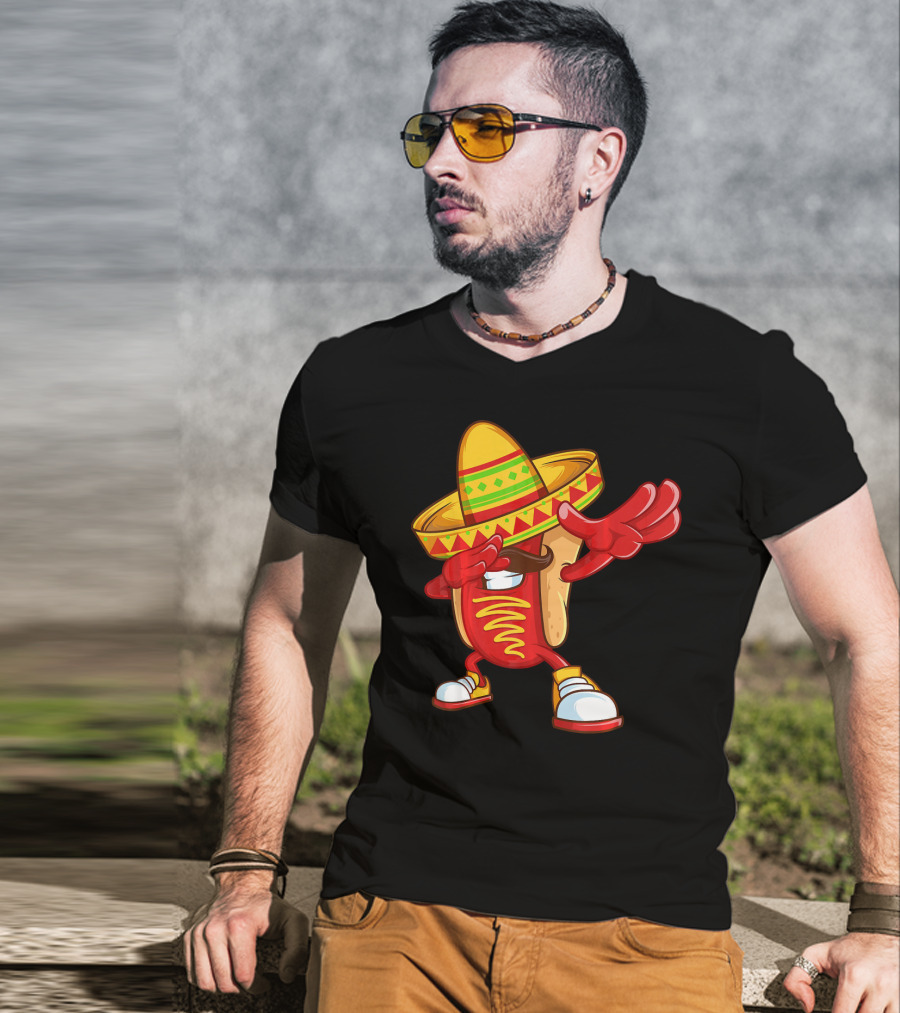 Funny Dabbing Hotdog Sombrero Mexican Cinco De Mayo T-Shirt
