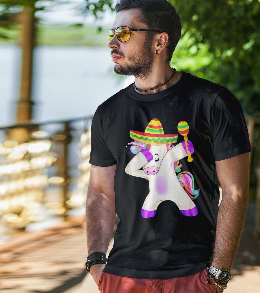Cinco De Mayo Dabbing Unicorn Sombrero Maracas T-Shirt