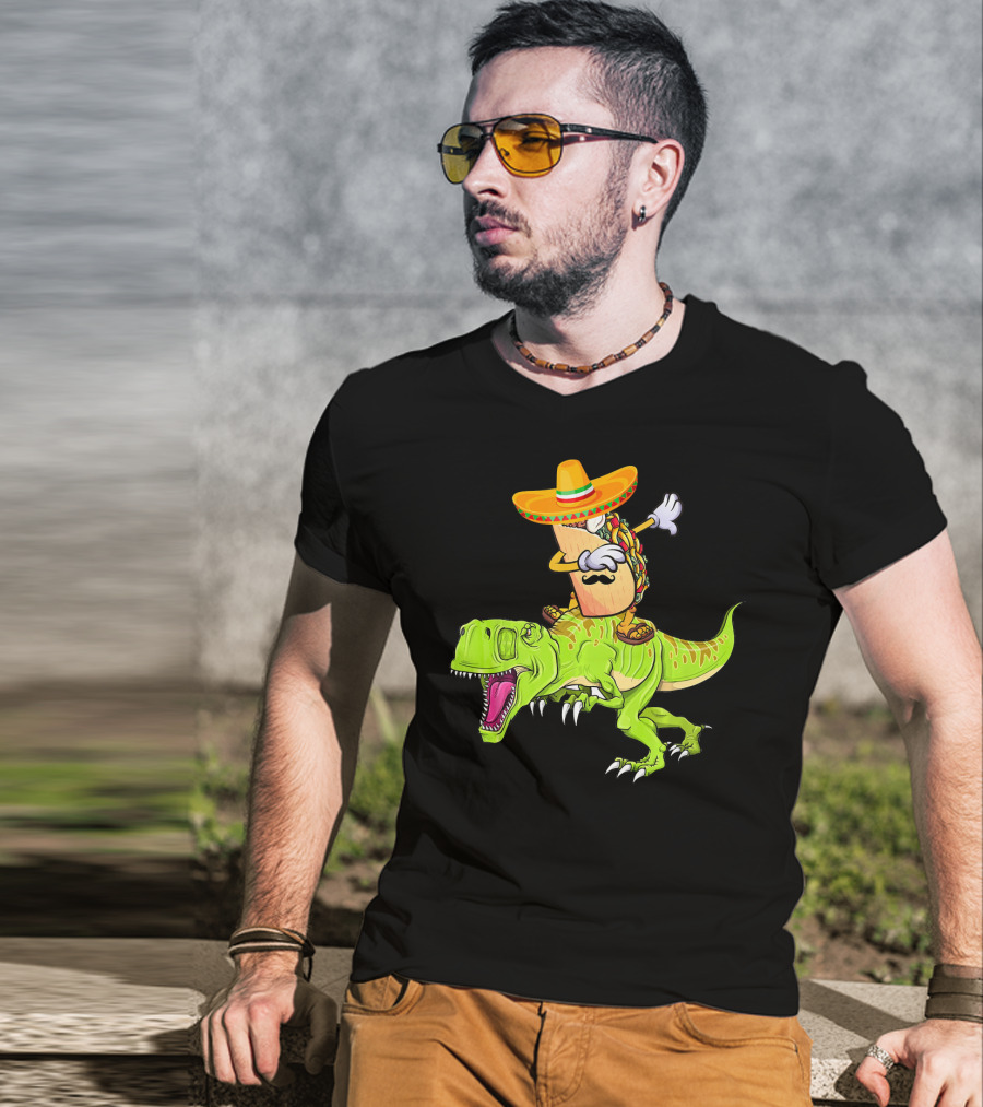 Dabbing Taco Sombrero On T-Rex Dinosaur T-Shirt