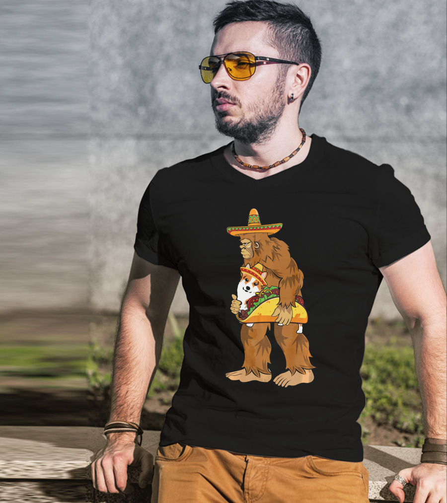 Bigfoot Sombrero Carry Corgi Taco Cinco De Mayo Humor T-Shirt