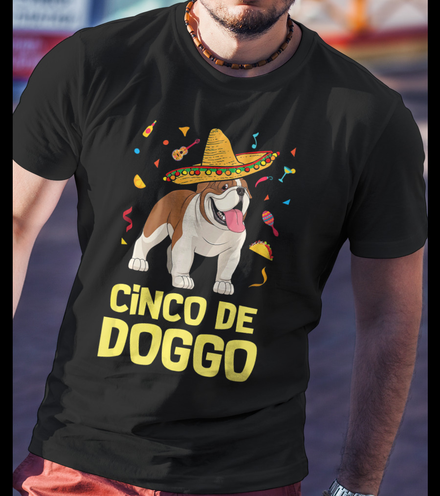 Cinco De Doggo Taco Sombrero English Bulldog T-Shirt
