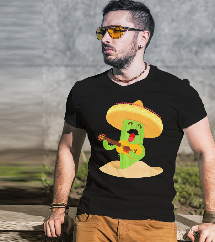 Happy Cinco De Mayo Cactus Guitarist With Sombrero T-Shirt