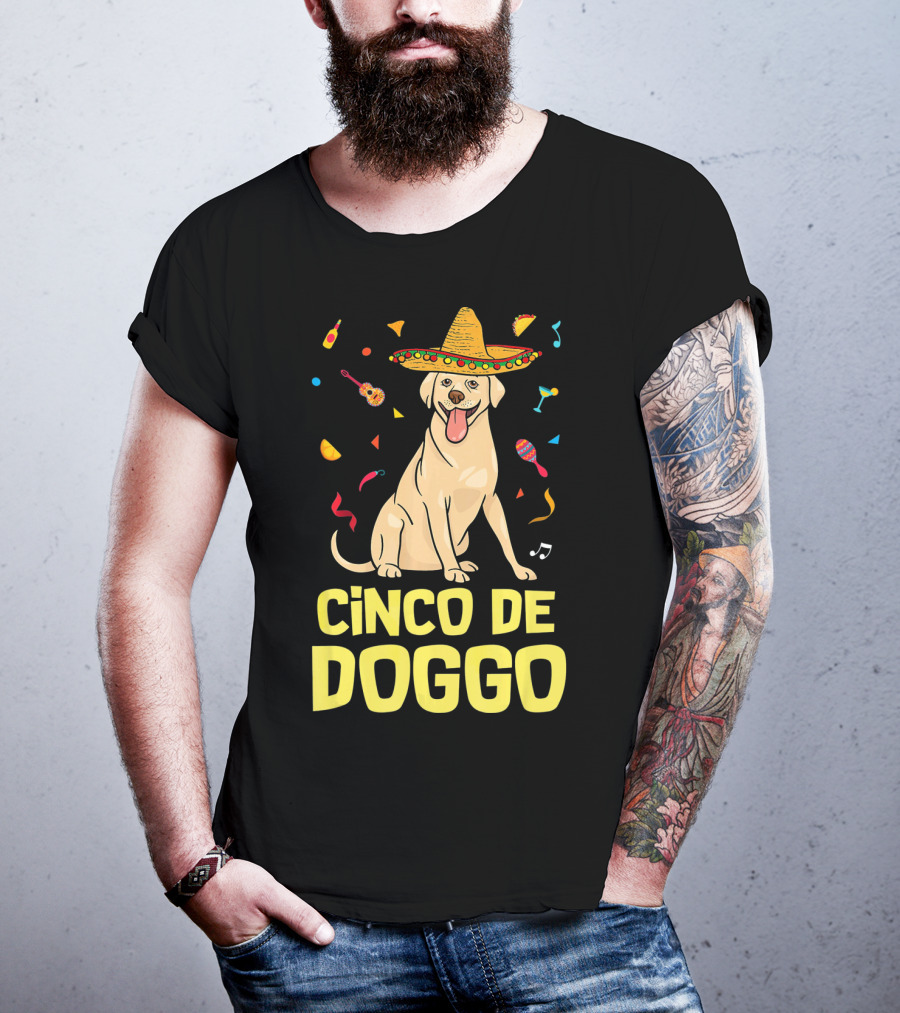 Cinco De Doggo Funny Taco Sombrero Labrador T-Shirt
